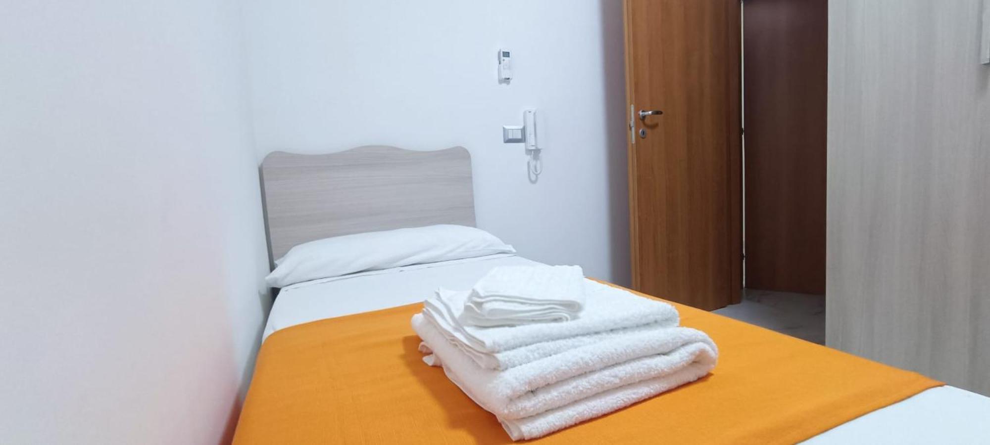 Alepou Guest House Gasperina Habitación foto